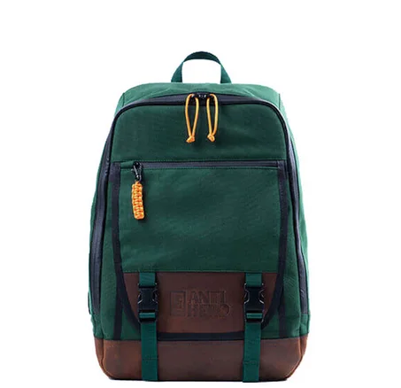 حقيبة ظهر شيك