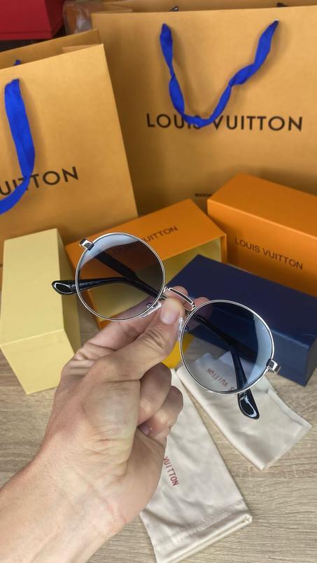 Lunette Luis vuitton