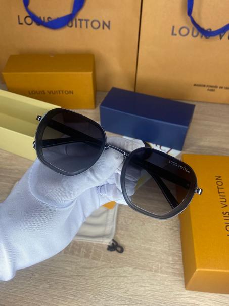 Lunette Luis vuitton