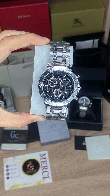 La montre Guess