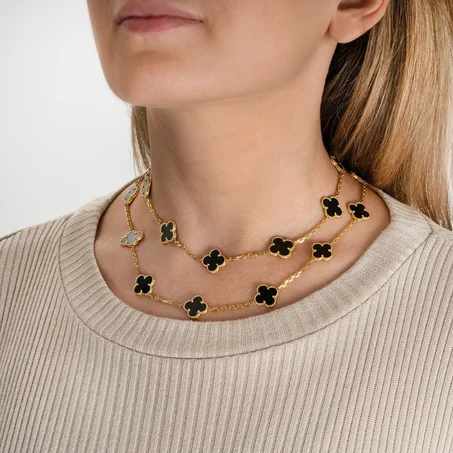 Collier Élégance Minimaliste – قلادة الأناقة البسيطة