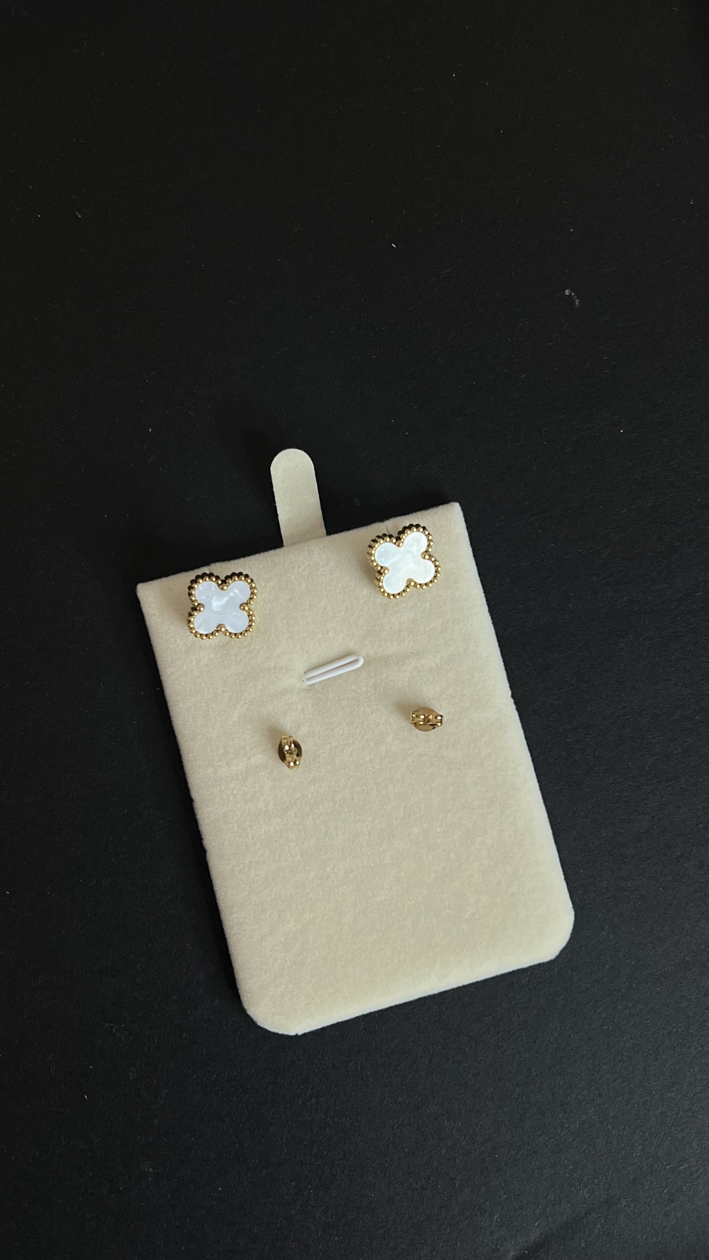 Boucle VNC Blanche/Gold