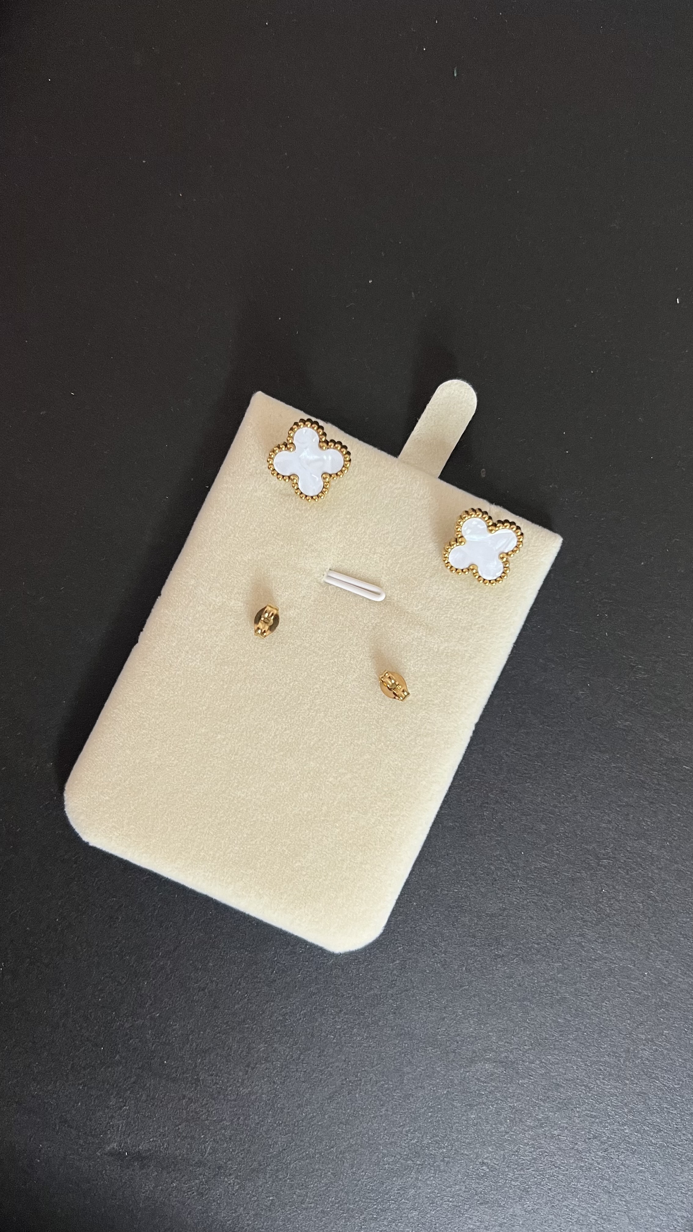 Boucle VNC Blanche/Gold