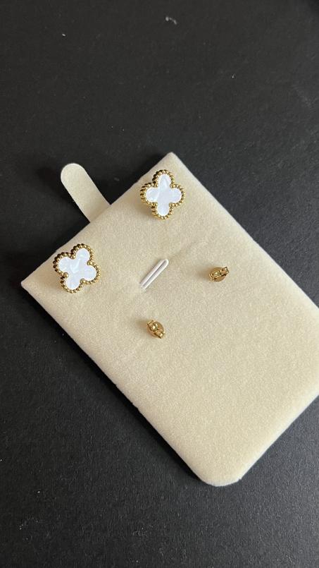 Boucle VNC Blanche/Gold