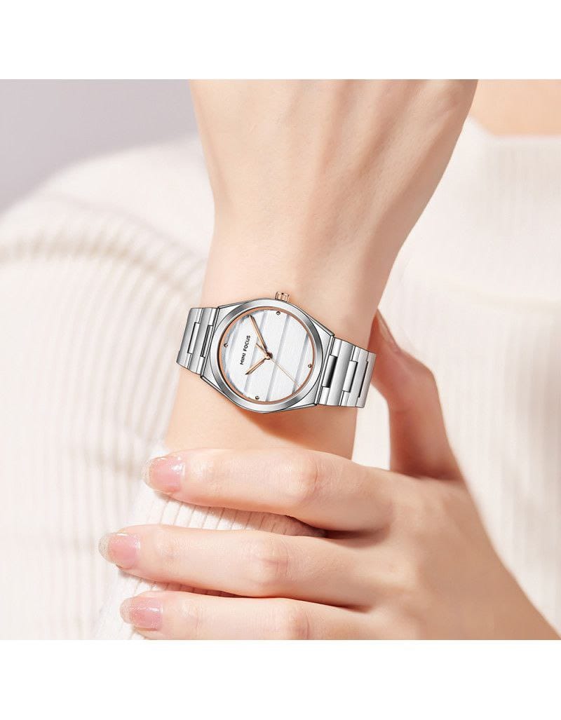 ساعات للنساء