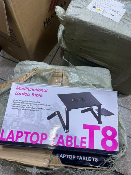 طاولة الحاسوب المحمول مع مروحتين