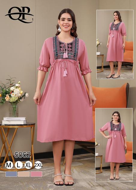 قندورة نسائية منزلية عالية الجودة من OP