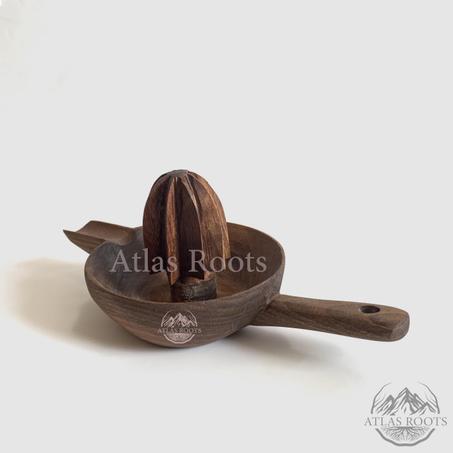 Wooden reamer squeezer