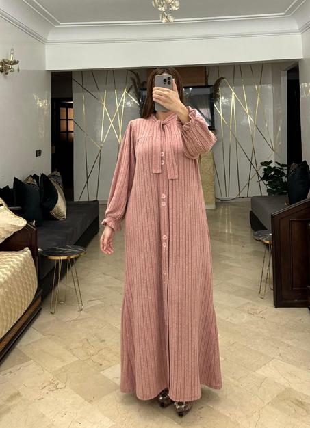 كسوة كلوش طويلة