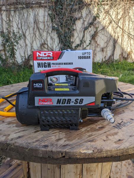 منظف بقوة المضخة