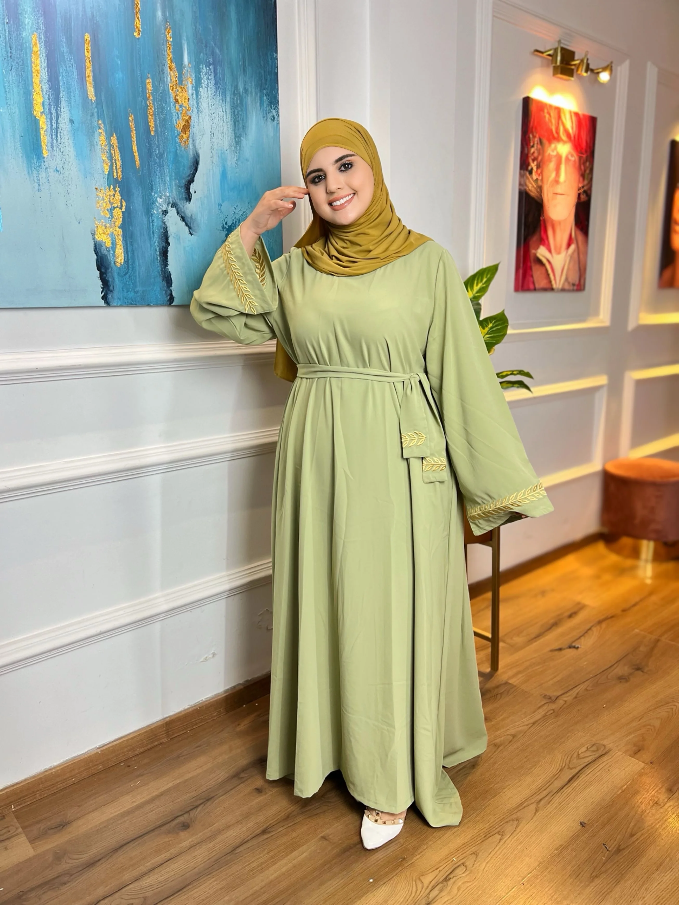 ✨ كسوة  بطرزة راقية أنيقة – إطلالة محتشمة بلمسة عصرية