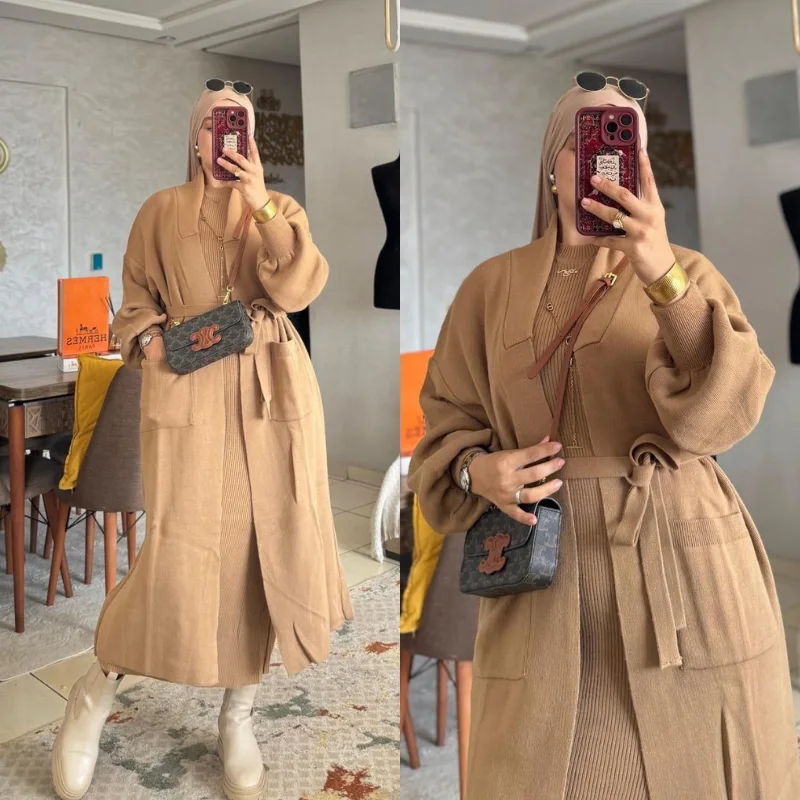 ✨ Ensemble Robe + Kimono – أناقة شتوية بلمسة فخمة