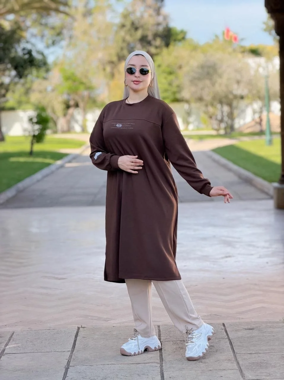 🌸 طقم الربيع الأنيق: 