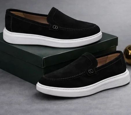 Mocassins sports en cuir daim Noir- Ref 022