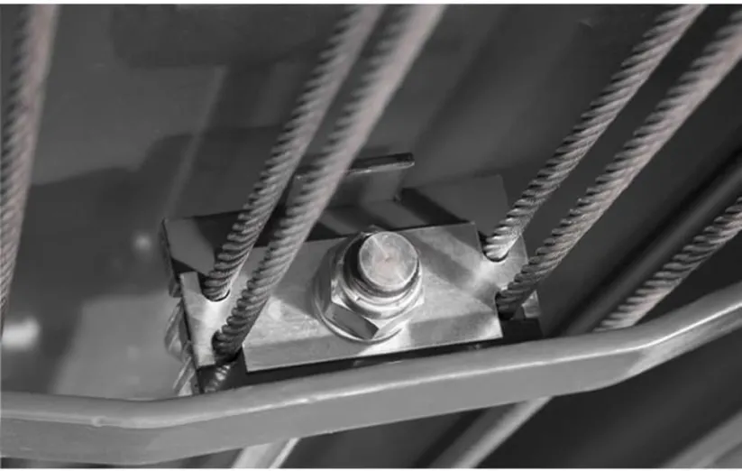 D-9ST 9,000-lb. Capacity Narrow Width Car Lift