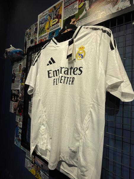 قميص ريال مدريد الأساسي 2025