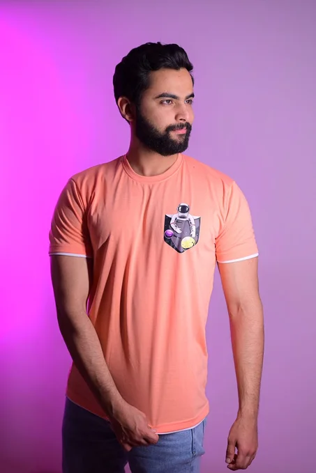 تي شيرت بلوتو