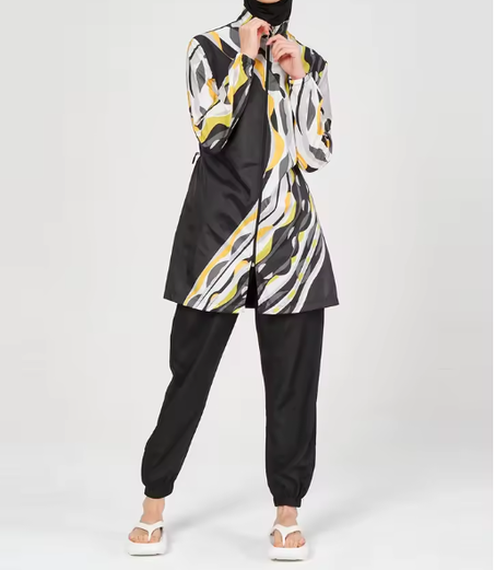 ملابس سباحة نسائية