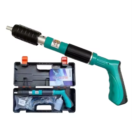 Pistolet à Clous en Acier Manuel – Fixation Rapide & Précise sur Béton, Bois et Métal