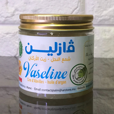فازلين طبيعية بشمع النحل وزيت