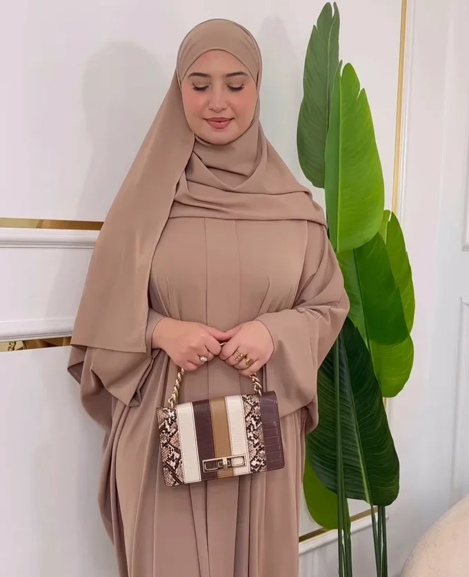 عباءة مريم مع الفولار