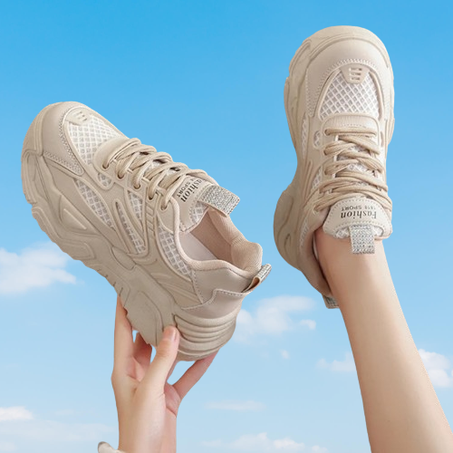 كوني نجمة في سماء الأناقة