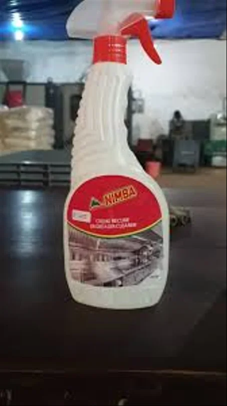Nettoyant mousse pour moteur