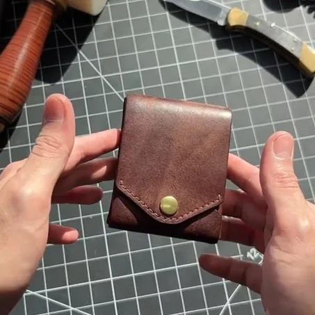 Mini Portefeuille en Cuir Véritable – Cartes + Billets + Stylo - CI