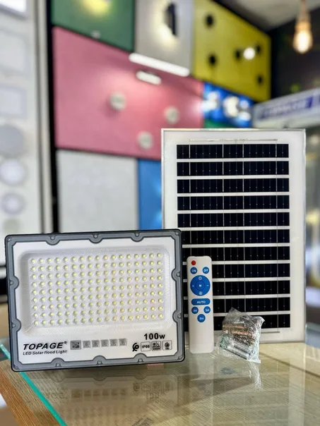 بروجكتور الطاقة الشمسية 100 وات