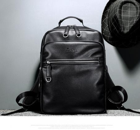 حقيبة ظهر جلدية مع شاحن خارجي