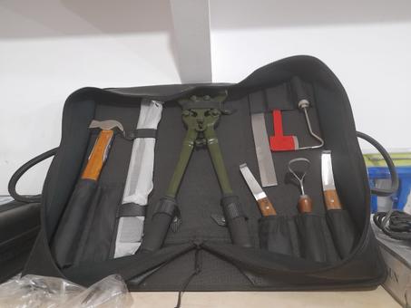 CH/ KIT DE PARAGE avec valise