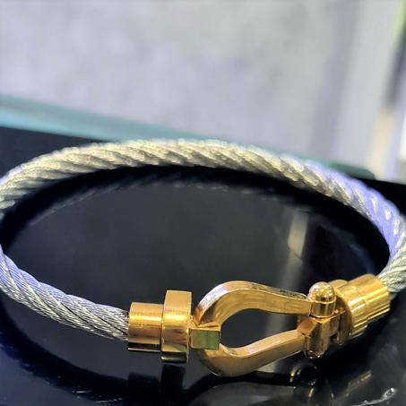 Refined Style (Gris-Doré)