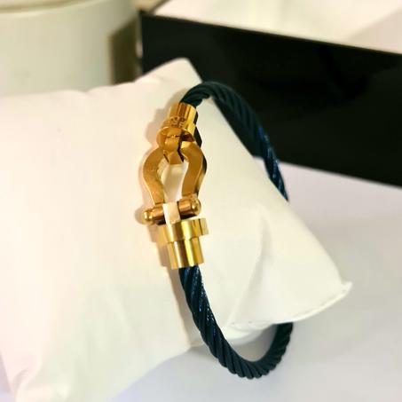 Refined Style (Bleu-Doré)