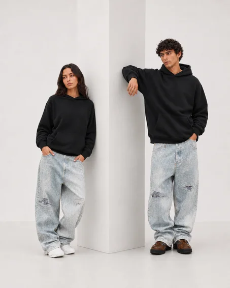 OVERSIZED HOODIE