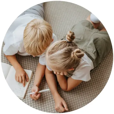 ملابس أطفال