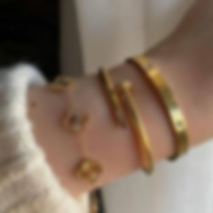 Les Bracelets et les gourmettes