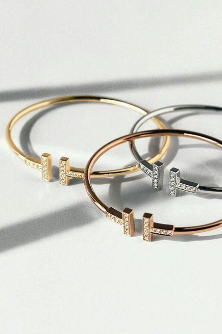 Bracelet femme Tiffany & Co TT en acier inoxydable