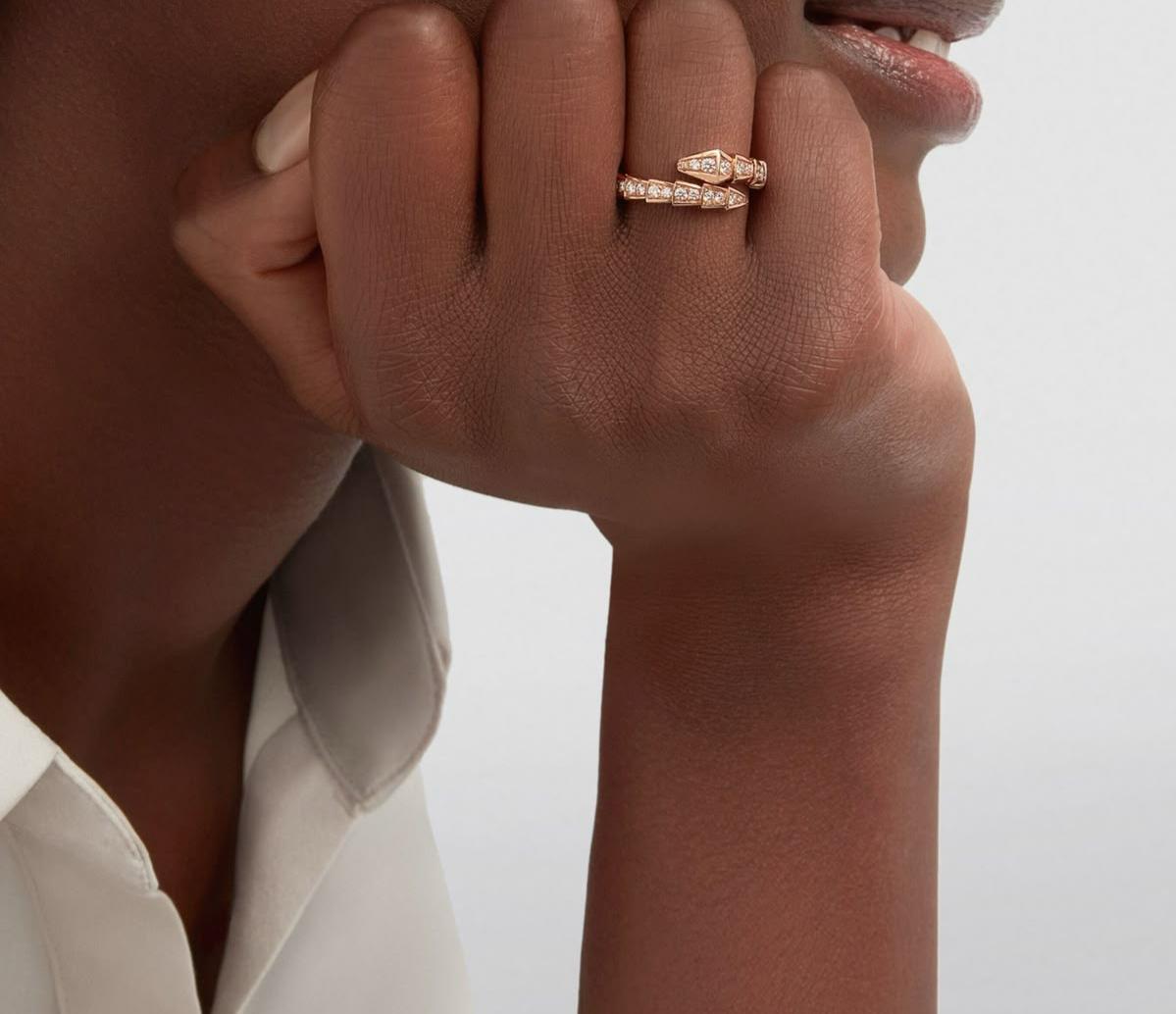Bague femme BVLGARI en acier inoxydable