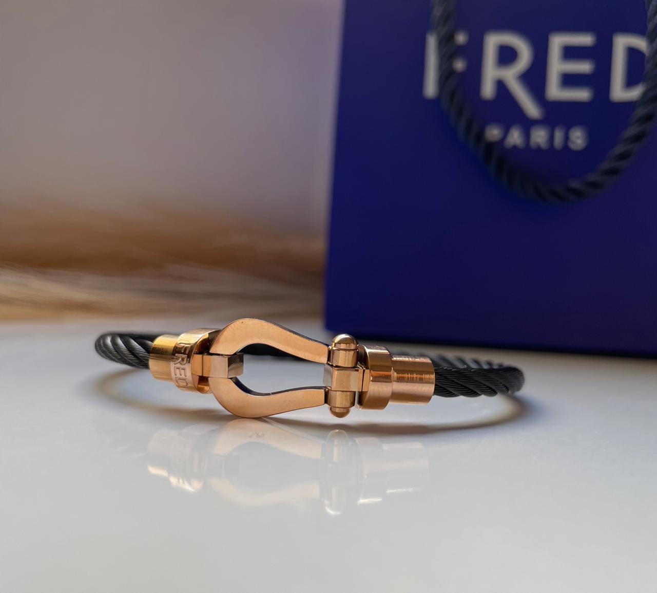Bracelet Fred pour les hommes avec packaging complet