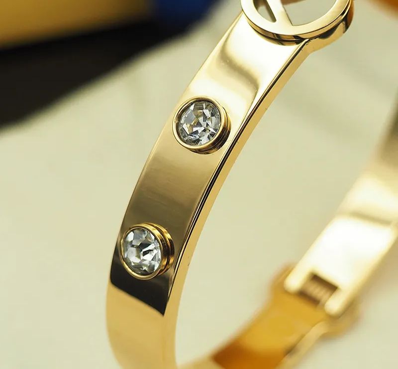 Bracelet Fendi avec strass en acier inoxydable
