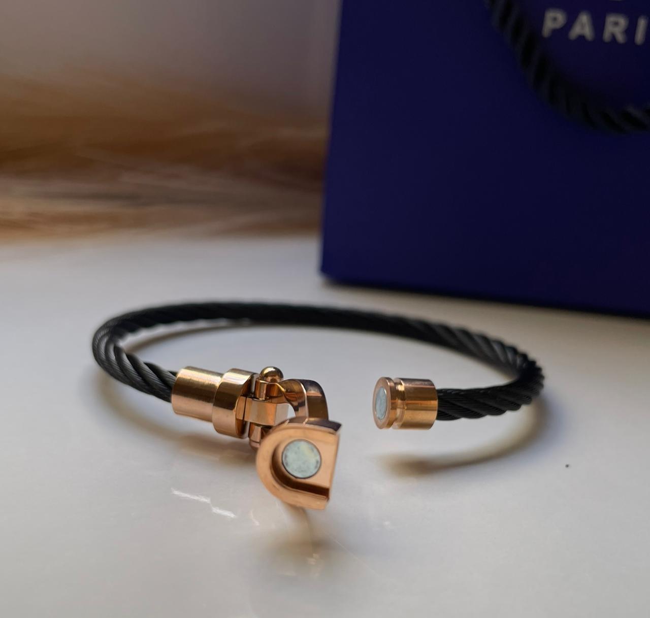Bracelet Fred pour les hommes avec packaging complet