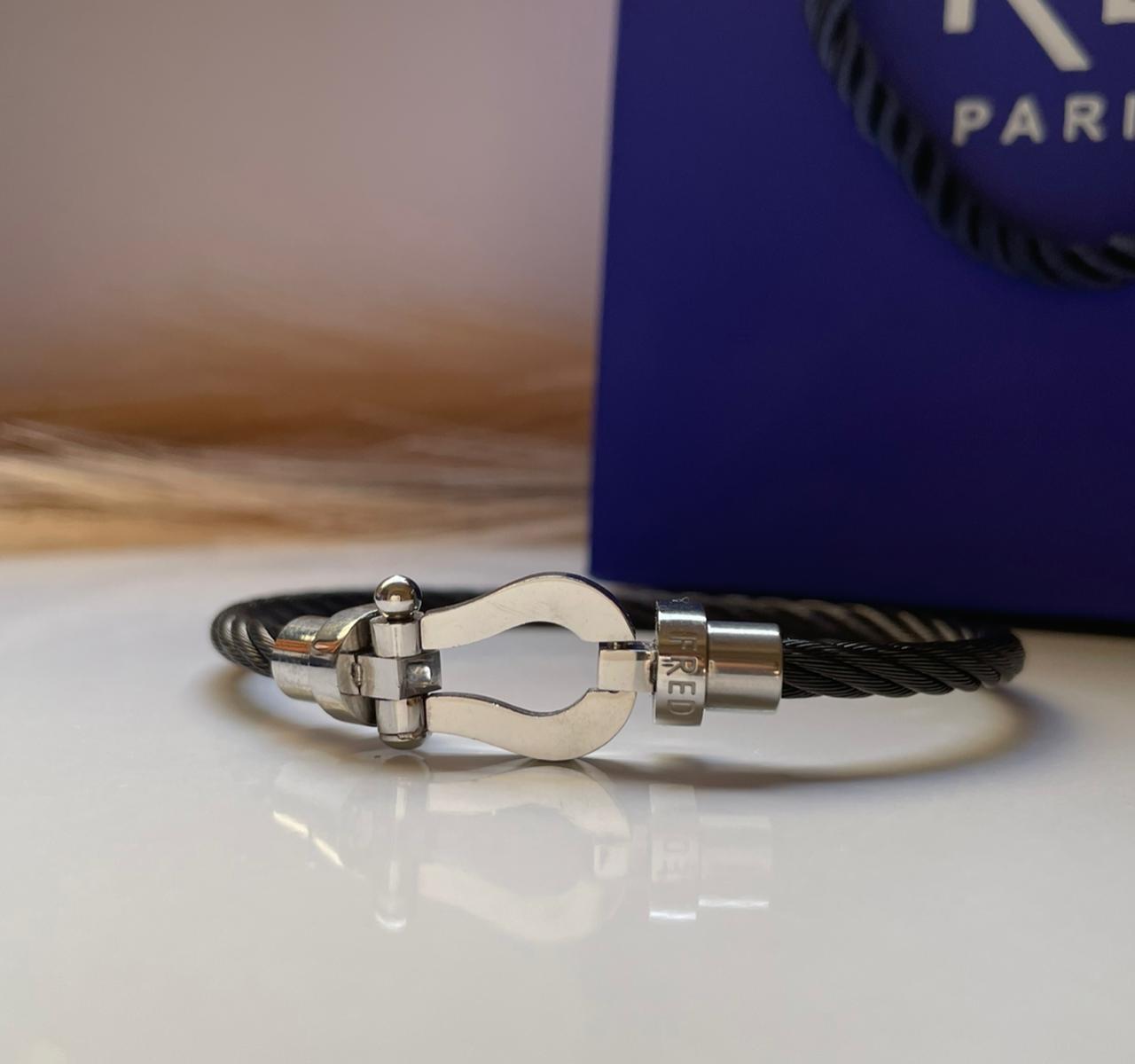 Bracelet Fred pour les hommes avec packaging complet