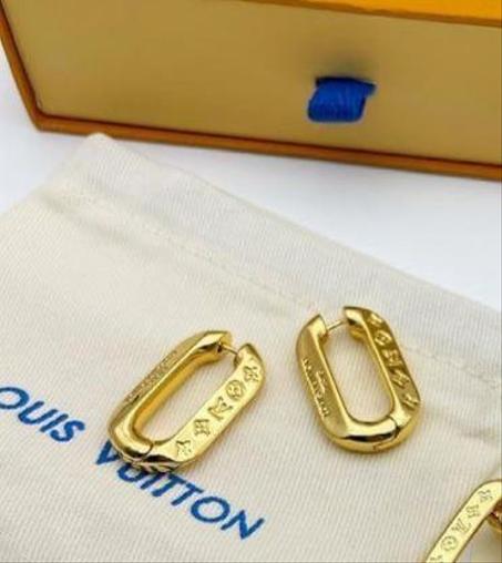 Boucles d'oreilles Louis vuitton en acier inoxydable