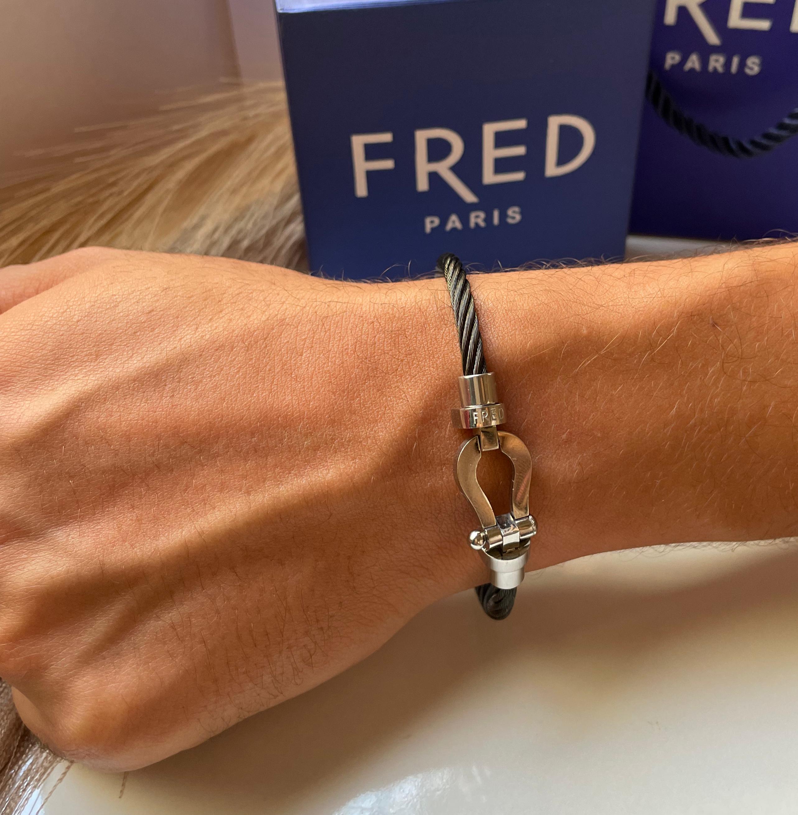 Bracelet Fred pour les hommes avec packaging complet