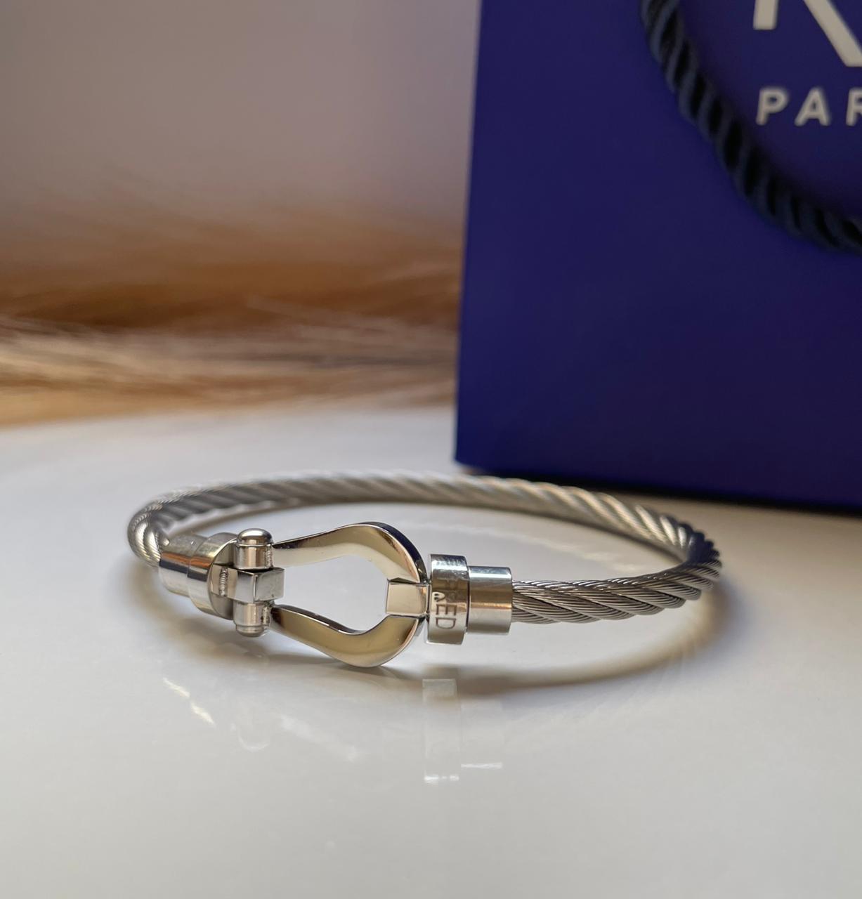 Bracelet Fred pour les hommes avec packaging complet