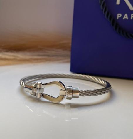 Bracelet Fred pour les hommes avec packaging complet
