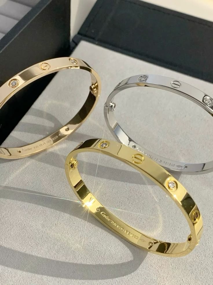 Bracelet femme CARTIER Love avec tournevis en acier inoxydable
