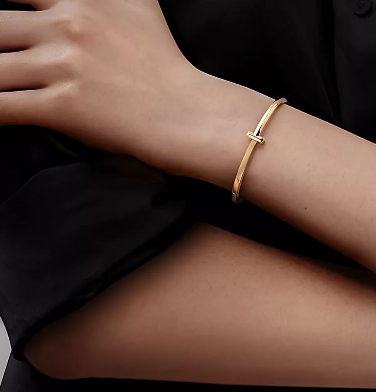 Bracelet Tiffany & Co -T- en acier inoxydable