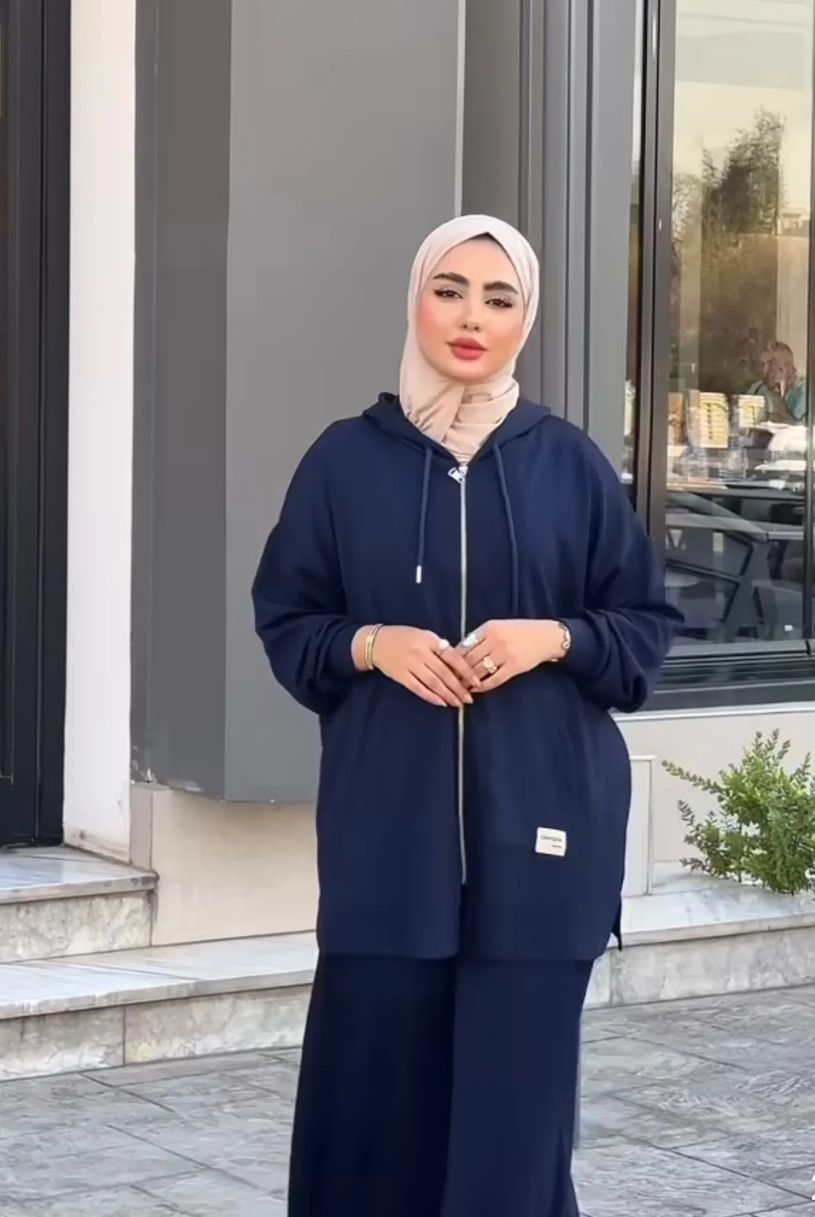 طقم "سبور شيك" بالسنسلة