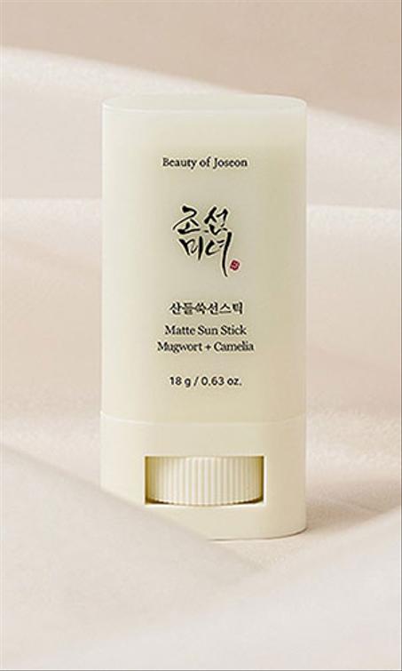 BEAUTY OF JOSEON MATTE SUN STICK MUGWORT + CAMELIA 18G